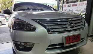หุ้มฟิล์มไฟหน้า Nissan Teana (2)