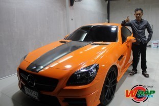 Wrap เปลี่ยนสีรถ Mercedes Benz SLK200 (Glossy Orange) [1]