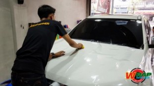 หุ้มฟิล์มใสกันรอยกันหิน Ford Everest (2)