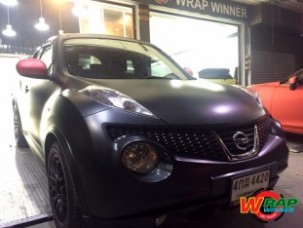 Wrap เปลี่ยนสีรถ Nissan Juke (Matte Black) [2]