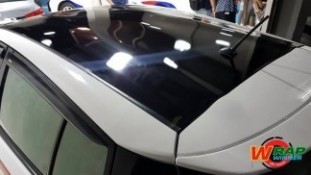 หุ้มฟิล์มหลังคาแก้ว Toyota Yaris 