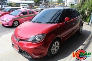 Wrap เปลี่ยนสีรถ MG3 (Glossy Black ครึ่งคัน)