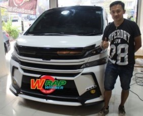 หุ้มฟิล์มหลังคาแก้ว Toyota Velfire (2)