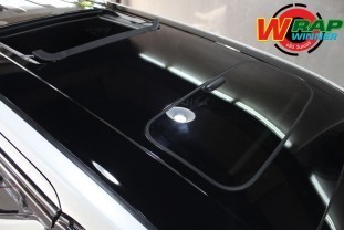 หุ้มฟิล์มหลังคาแก้ว Toyota Velfire (2)