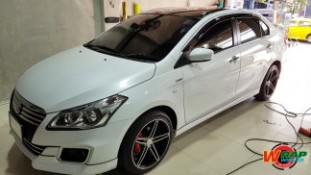 หุ้มฟิล์มหลังคาแก้ว Suzuki Ciaz (1)