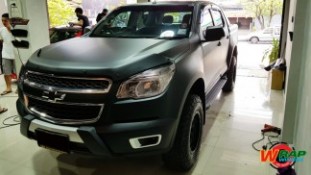 Wrap เปลี่ยนสีรถ Chevrolet Colorado สีดำด้าน