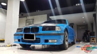 Wrap เปลี่ยนสีรถ BMW 325i สีฟ้าเงา