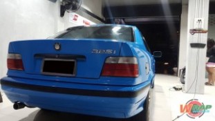 Wrap เปลี่ยนสีรถ BMW 325i สีฟ้าเงา [2]