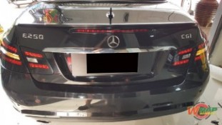 Wrap เปลี่ยนสีไฟท้ายรถ Benz E250 (2)