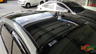 หุ้มฟิล์มหลังคาแก้ว Ford Fiesta (2)