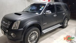 Wrap เปลี่ยนสีรถ Isuzu MU7 (Matte Black) [1]