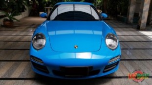 Wrap เปลี่ยนสีรถ Porsche Carrera4S สีฟ้า Miami Blue (5)