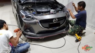หุ้มฟิล์มใสกันรอยกันหิน Mazda 2 (4)