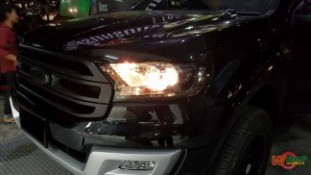 หุ้มฟิล์มไฟหน้า Ford Everest สีสโมคอ่อน