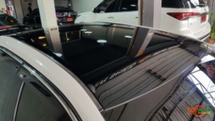 หุ้มฟิล์มหลังคาแก้ว Toyota Camry (6)
