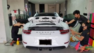 หุ้มฟิล์มใสกันรอยกันหิน Porsche Carrera 911 (8)