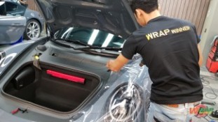หุ้มฟิล์มใสกันรอยกันหิน Porsche 911Carrera (2)