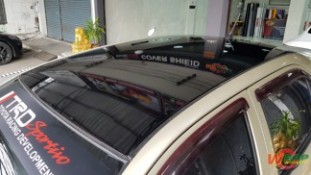 หุ้มฟิล์มหลังคาแก้ว Toyota Vios