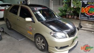 หุ้มฟิล์มหลังคาแก้ว Toyota Vios (1)