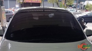 หุ้มฟิล์มหลังคาแก้ว Nissan March (2)
