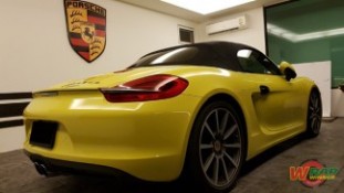 Wrap เปลี่ยนสีรถ Porsche Boxster สีเหลืองเงา (4)