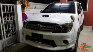 หุ้มฟิล์มหลังคาแก้ว Toyota Fortuner (1)