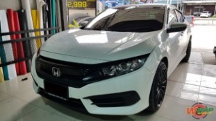 Wrap เปลี่ยนสีกระจังหน้าสีดำเงา Honda Civic FC (2)