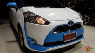 Wrap เปลี่ยนสีรถ Toyota Sienta (7)