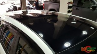 หุ้มฟิล์มหลังคาแก้ว Toyota Yaris (3)