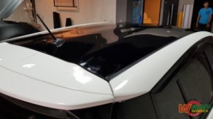 หุ้มฟิล์มหลังคาแก้ว Toyota Yaris (4)