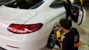 หุ้มฟิล์มใสกันรอยรถยนต์ Mercedes Benz C250 (6)