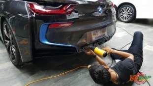 หุ้มฟิล์มใสกันรอยกันหิน BMW i8 [3]