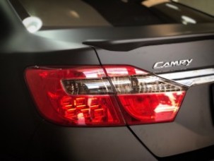 Wrap เปลียนสีรถ Toyota Camry (Matte Black) [2]