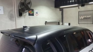 Wrap ครึ่งคันดำด้าน Toyota Sienta [2]